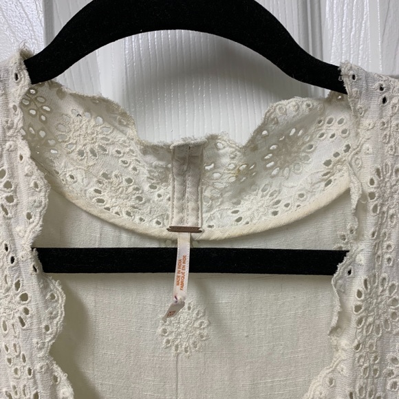 White Lace Summer Dress - Picture 5 of 5